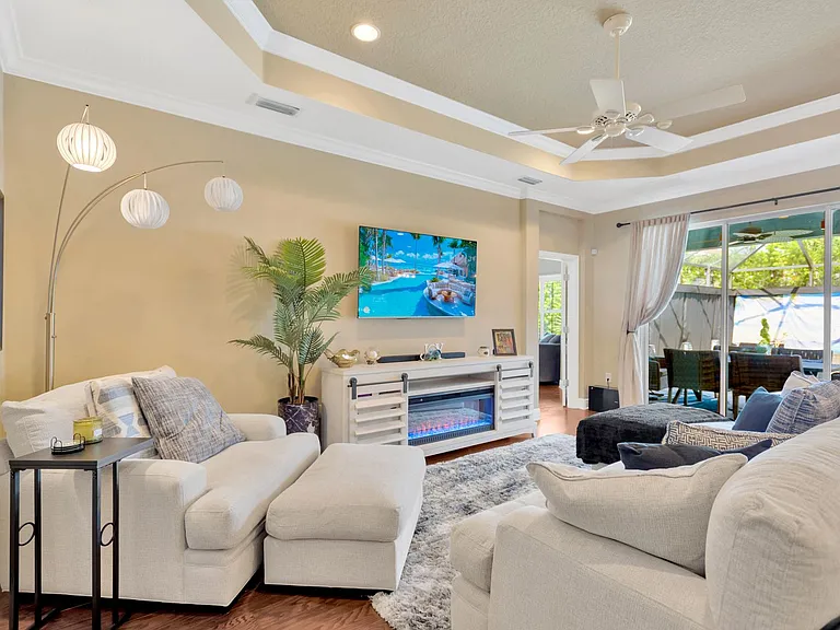 6420 Seasound Dr — Photo 9