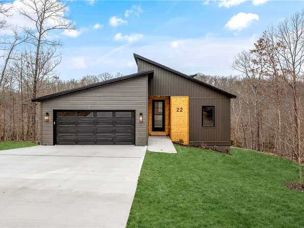 22 Hessle Cir, Bella Vista, AR 72714