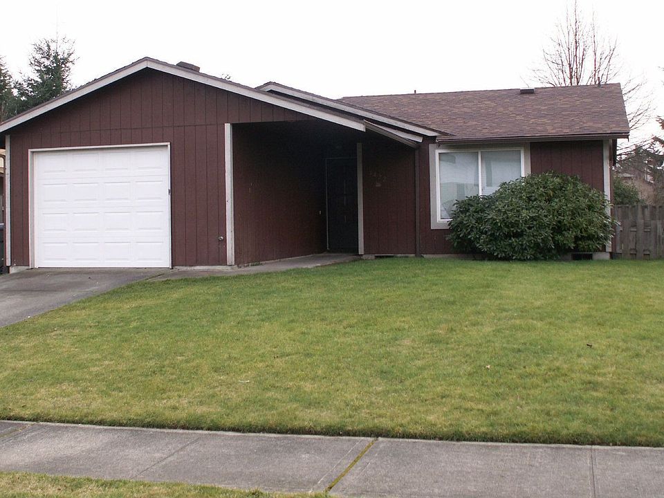 1st image of 1422 S 93rd St