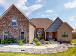 1242 Rich Ellen, Palmyra, TN 37142