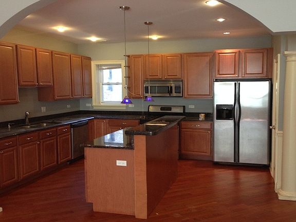 2nd image of 7018 S Paxton Ave APT 1