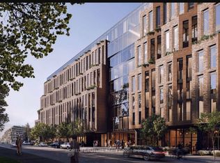 Leaside Common, Toronto, ON M4G 3C4