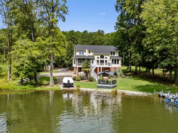 264 Herrington Dr, Cross Hill, SC 29332