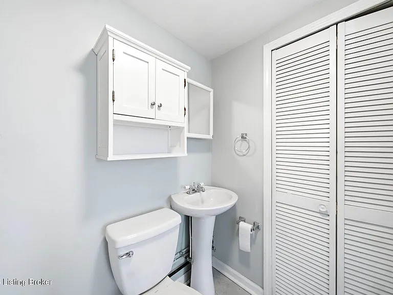 1049 Dixon Ave #2 — Photo 13