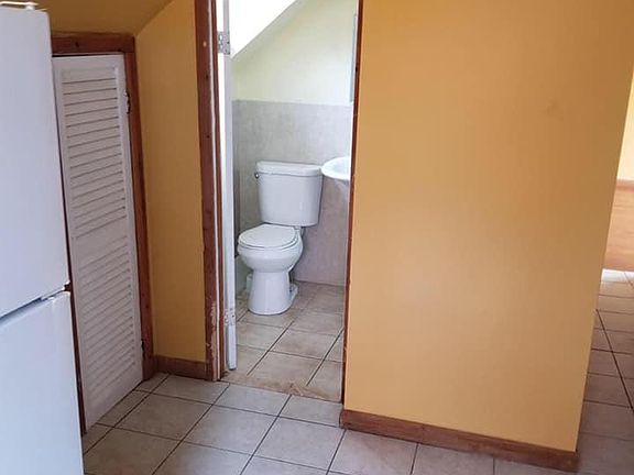 2nd image of 1155 Hancock Ave