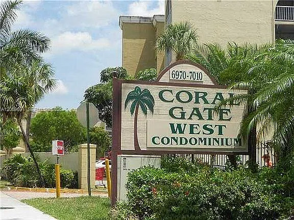 7000 NW 186th St #4-323 — Photo 1