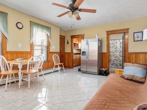 140 Hamilton St Floor 1, Woonsocket, RI 02895