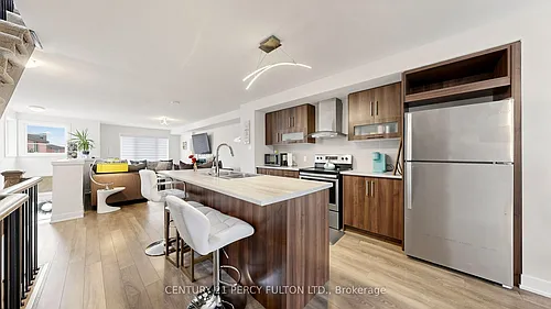 71 Donald Fleming Way Photo 1