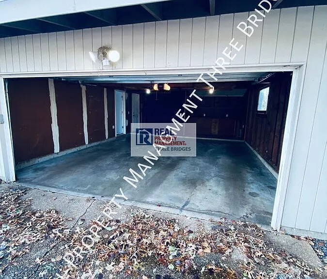 3125 Stafford Ln — Photo 18