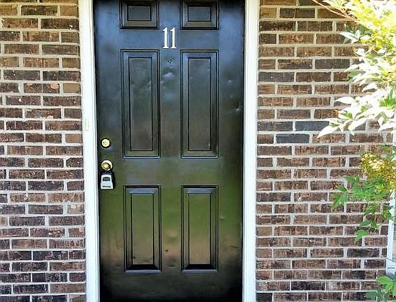 Unit 11-D - faces the courtyard