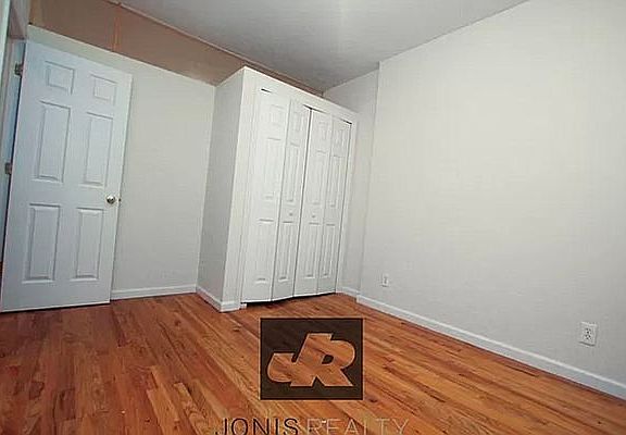 4th image of 157 2nd Ave Suite 2S