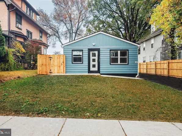 241 S Cedar Ln, Upper Darby, PA 19082