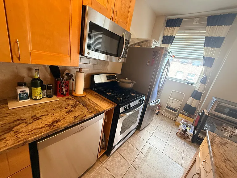 501 W 123rd St #2C — Photo 2