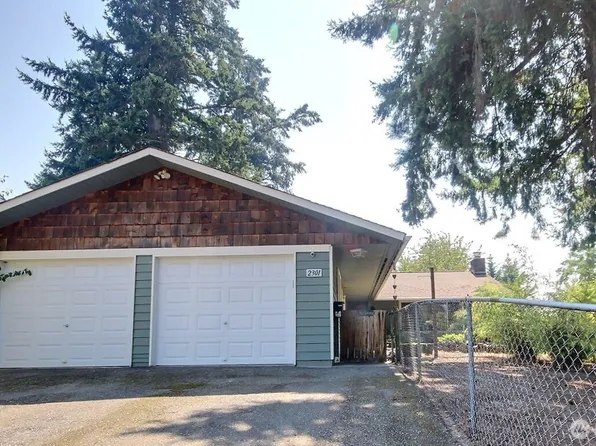 2301 NE 10th Street, Renton, WA 98056