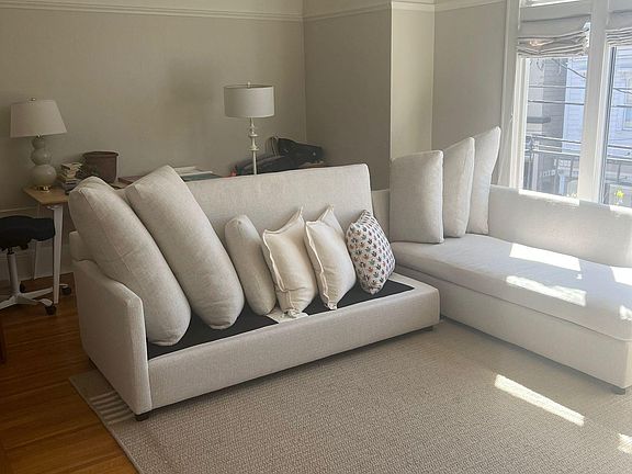 3rd image of 3018 Steiner St