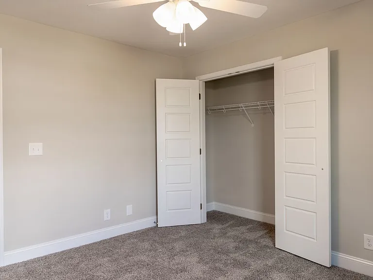 504 Ayden Ln — Photo 9