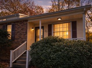 213 Oak Grove Dr, Nashville, TN 37217