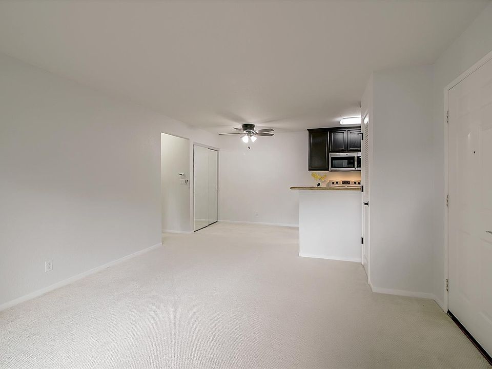 1st image of 2766 Somerset Park Cir