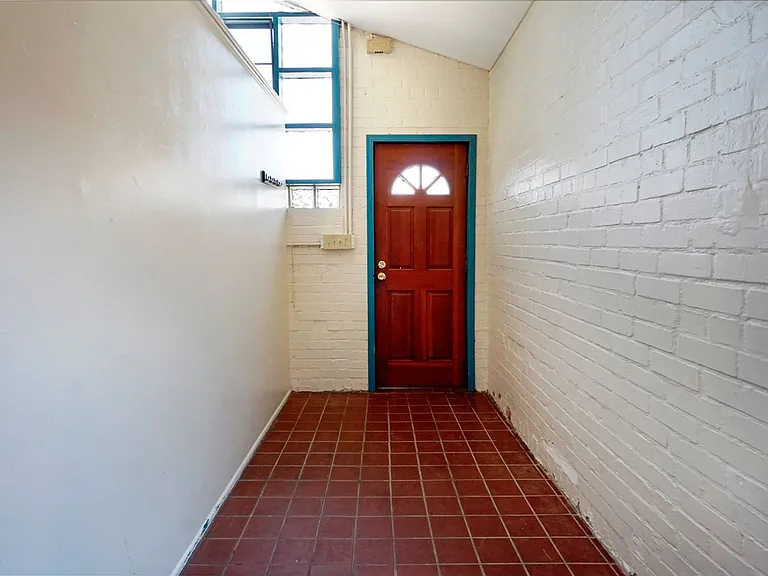 2920 E Mabel St #2 — Photo 3