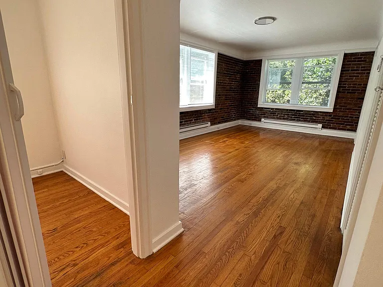 333 Summit Ave E #204 — Photo 11