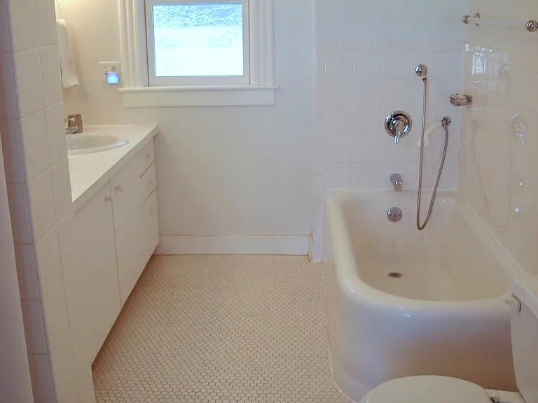74 Cottage St — Photo 12