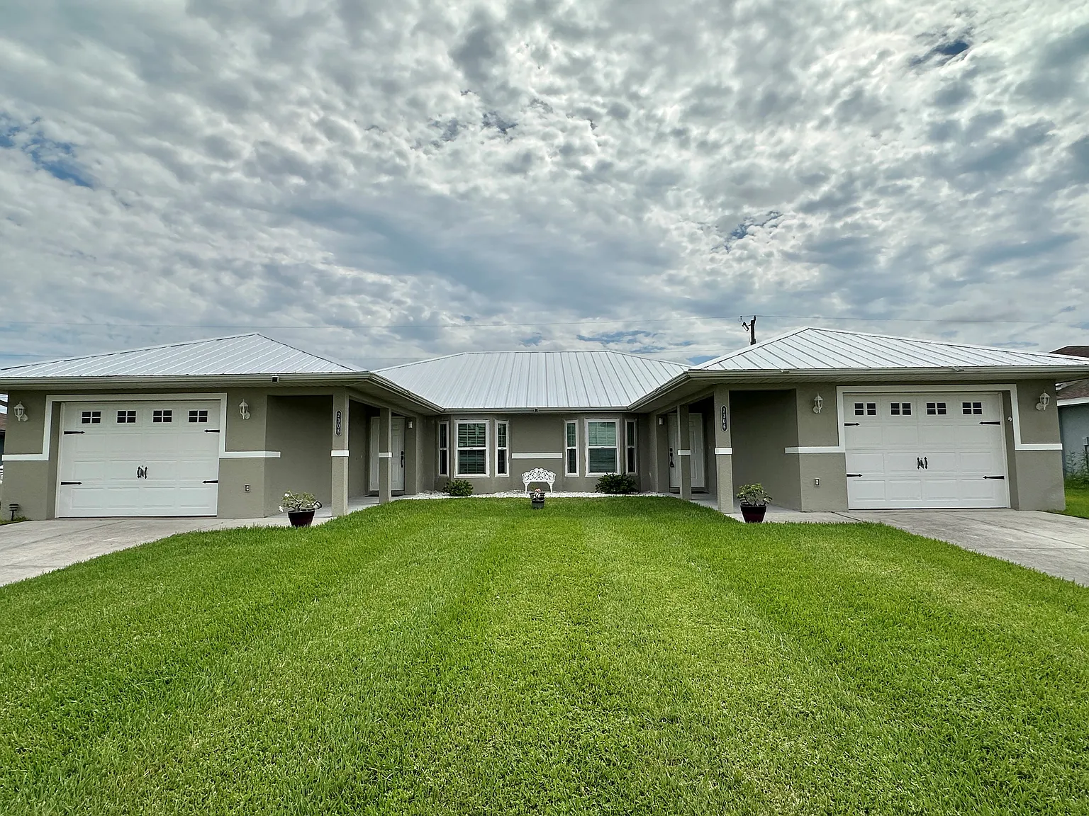 2 bed, 1193 sqft, $1,750 — Photo 1
