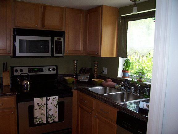 4th image of 4415 Hector Ct APT 1