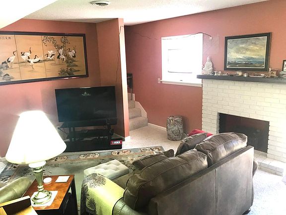 4th image of 604 S Wedgewood Ln
