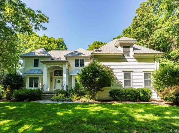 7 Duhamel Drive, Hopewell Junction, NY 12533