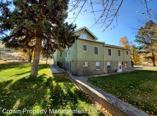 5889 W Van Giesen St APT 1, West Richland, WA 99353