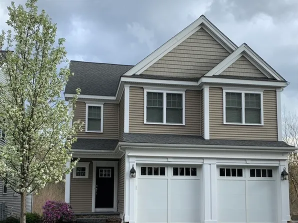 180 Riverpath Dr #180, Framingham, MA 01701