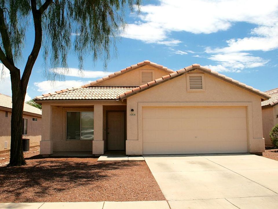 1st image of 2926 N River Creek Pl