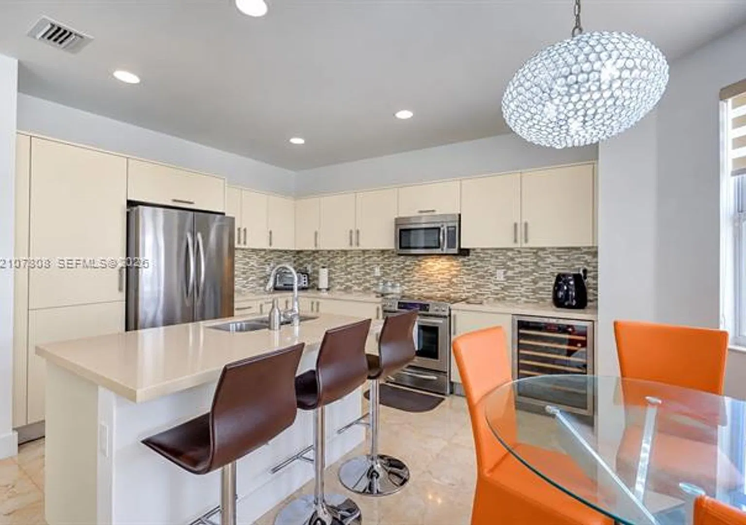 10555 NW 69th Ter # 0, Doral, FL 33178 — Photo 2