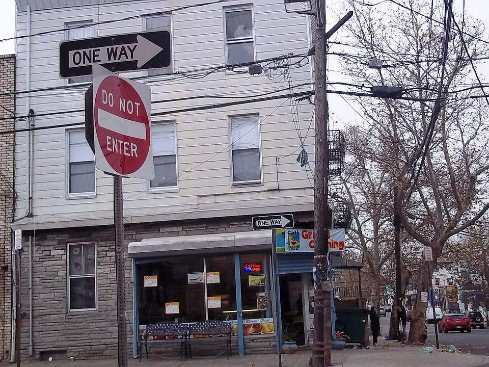 1st image of 182 Elm Street