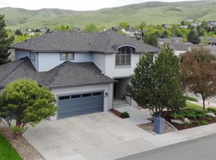 62 Loveland Way, Golden, CO 80401