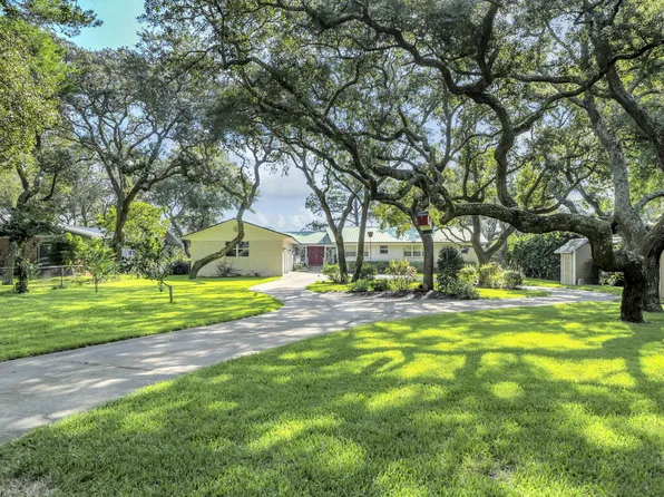 45 Poquito Rd, Shalimar, FL 32579
