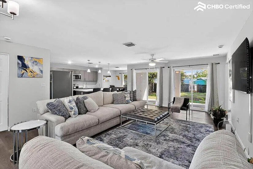 Miami furnished house 1 story living — Photo 2