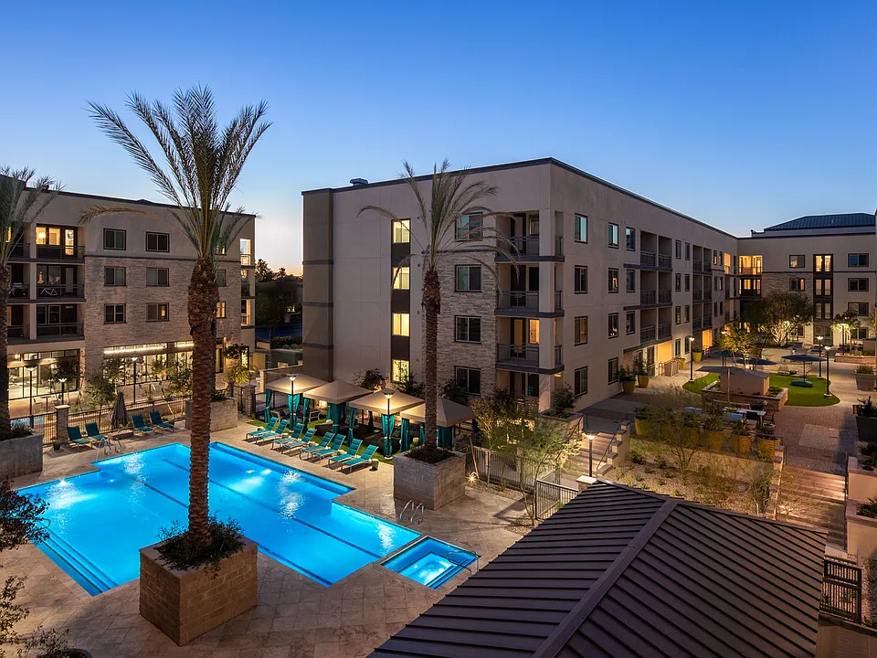 Peak 16 apartments community photo