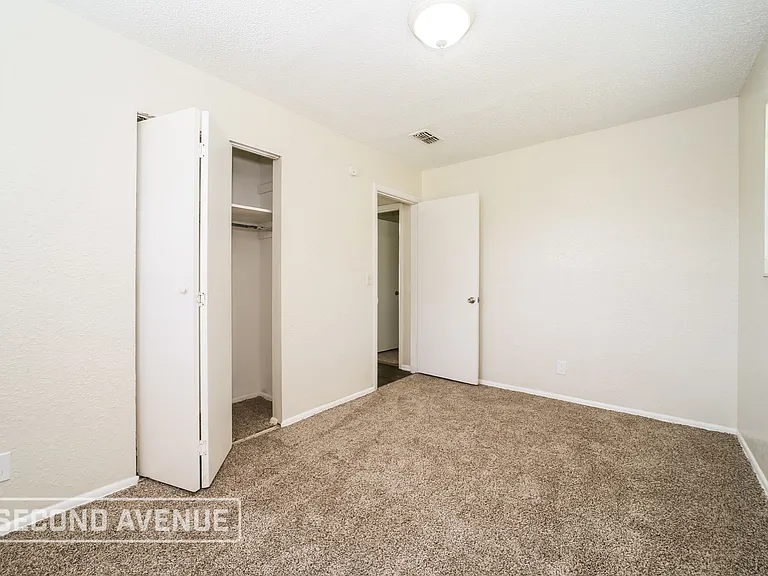 9561 Norfolk Blvd — Photo 13