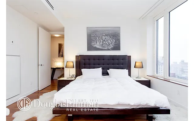 Rented by Douglas Elliman | media 19