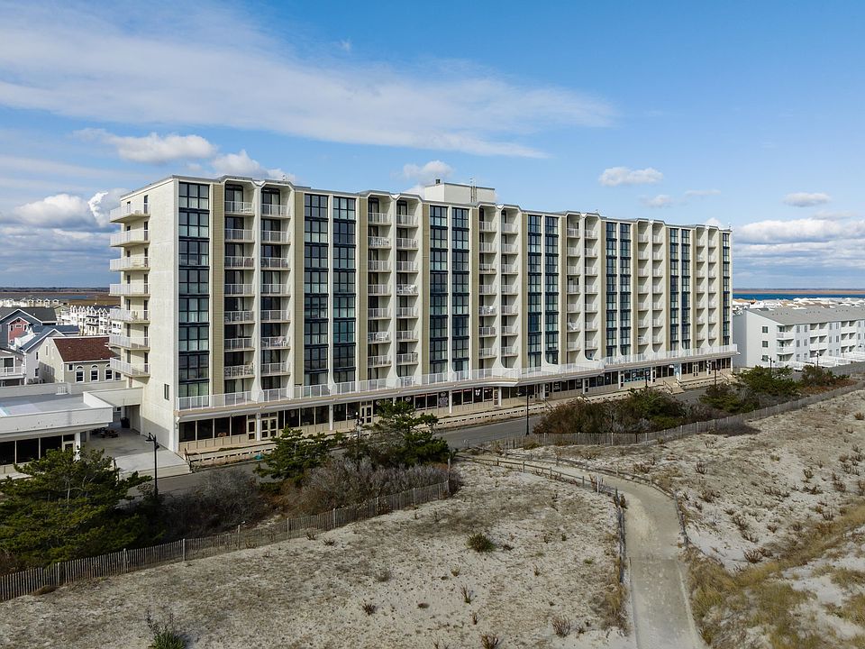 1st image of 3500 Boardwalk APT 216