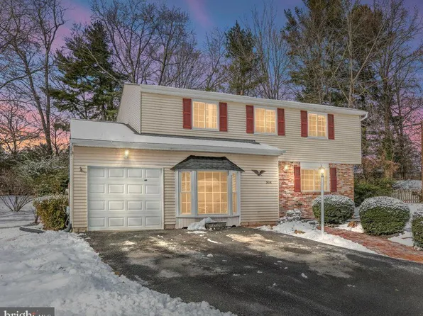 2616 Litchfield Dr, Herndon, VA 20171