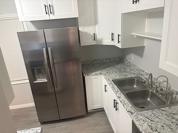 3rd image of 8757 W Helen Dr