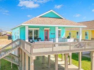 118 Velasco Shrs, Freeport, TX 77541