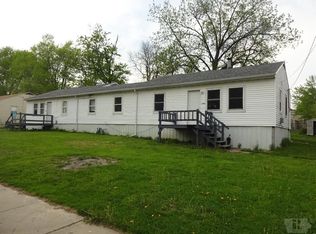 2400 Flint Hills Dr, Burlington, IA 52601