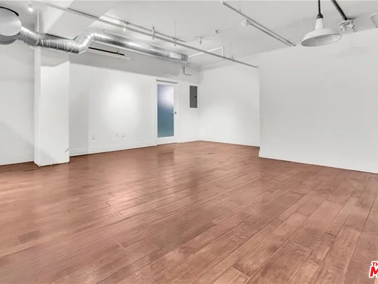 510 S Hewitt St #102 — Photo 33