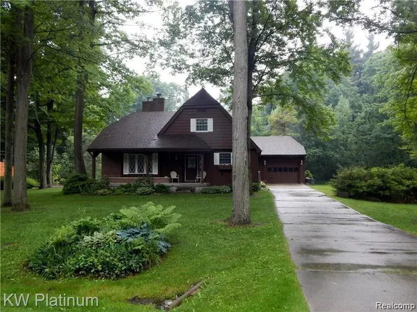 3467 Barberry Dr, Clyde, MI 48049