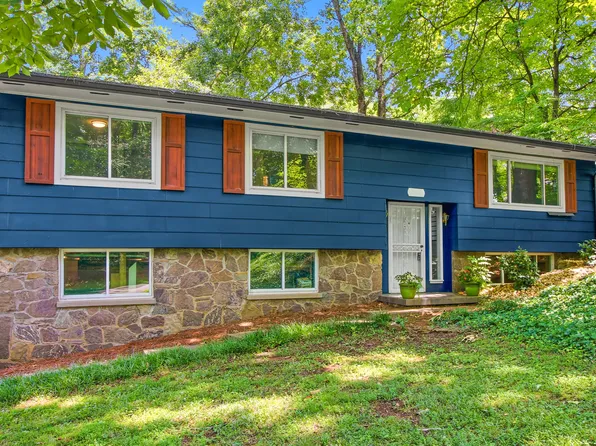 1508 Arrow Wood Rd, Knoxville, TN 37919