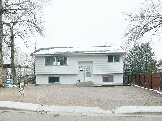 2nd image of 1010 E 14th St
