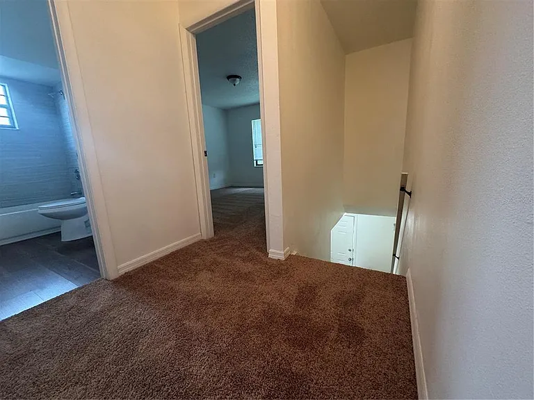 221 S Cypress Way — Photo 10